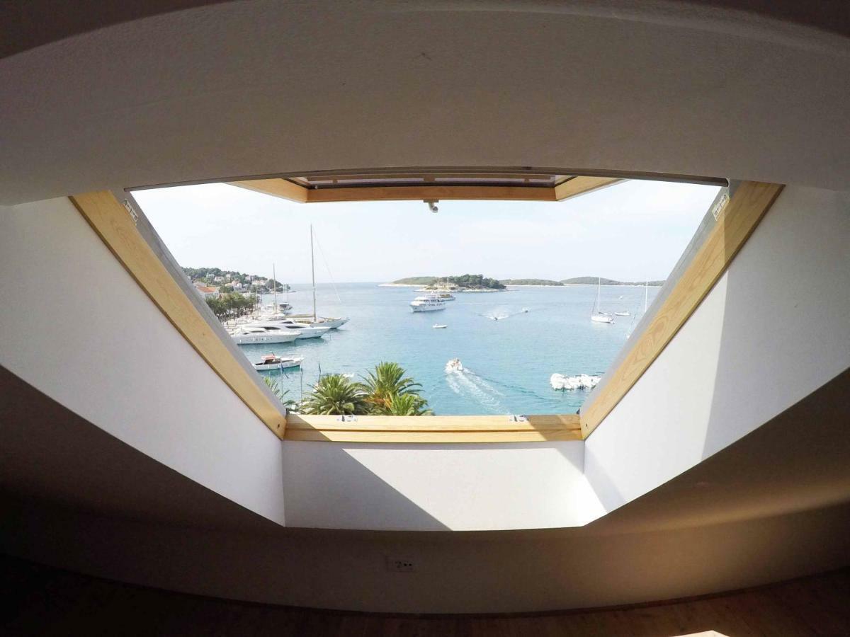 Hvar Attic Modern Design - Town Center With A Great View Hvar Town Exterior photo